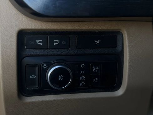 Used 2024 Ford F350 Lariat image 26