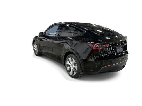 Certified 2023 Tesla Model Y Long Range AWD/4WD image 4