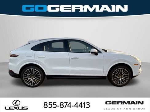Used 2020 Porsche Cayenne Base image 9