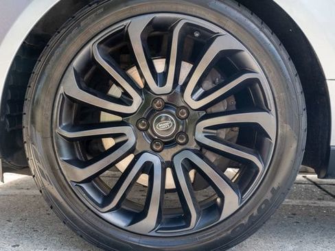 Used 2017 Land Rover Range Rover Supercharged AWD/4WD image 57