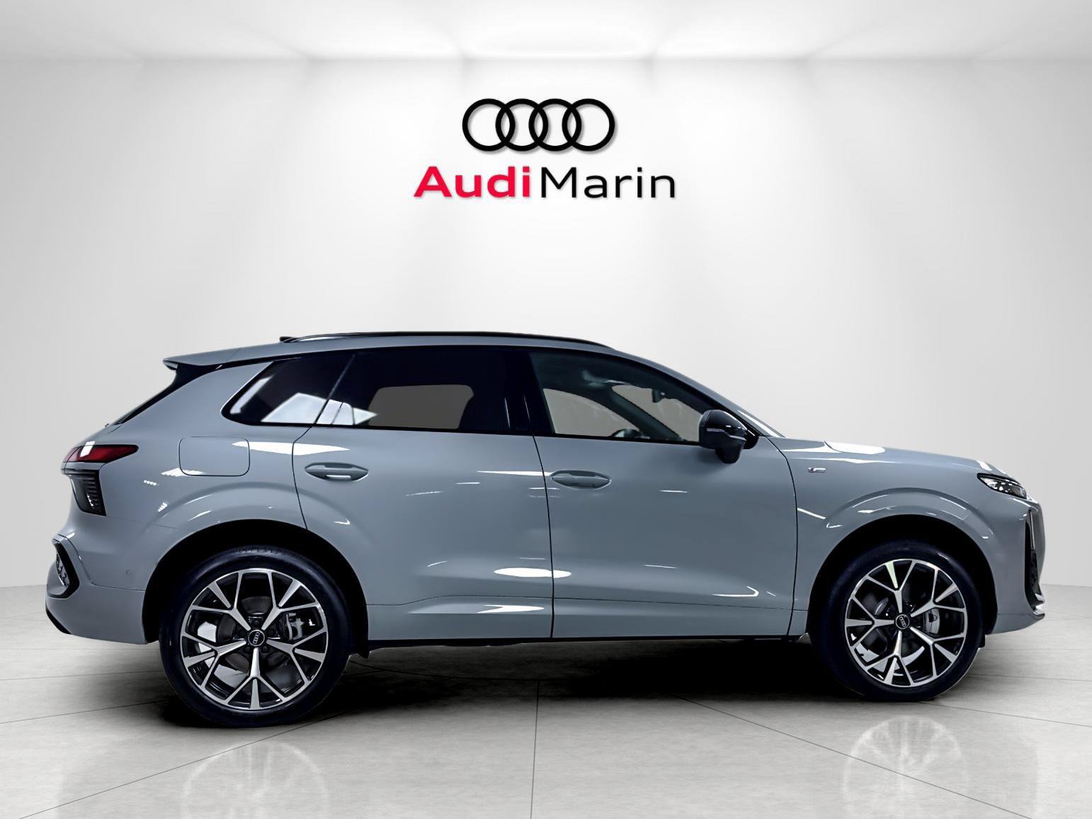 New 2026 Audi Q3 quattro 2.0T AWD/4WD image 6