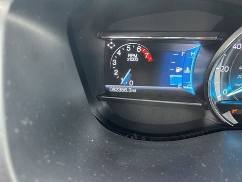 Used 2019 Ford Explorer Limited w/ Class III Trailer Tow Package image 8