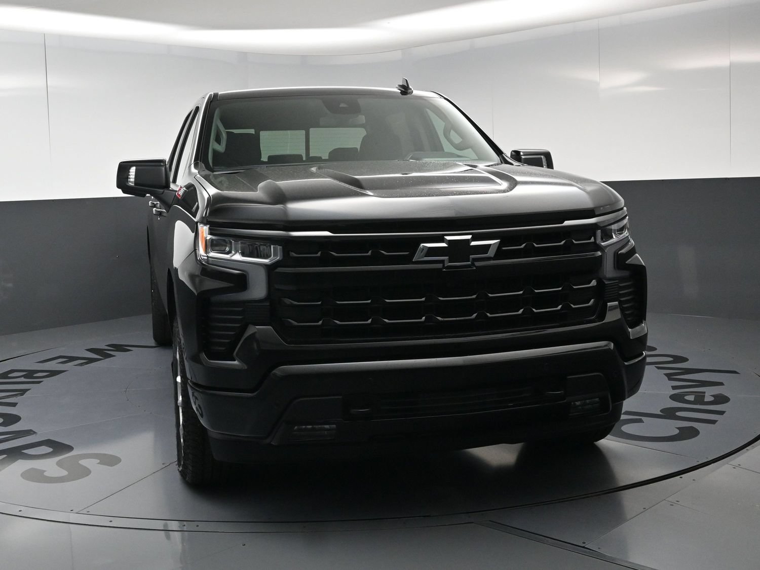 New 2026 Chevrolet Silverado 1500 RST w/ Safety Package AWD/4WD image 2