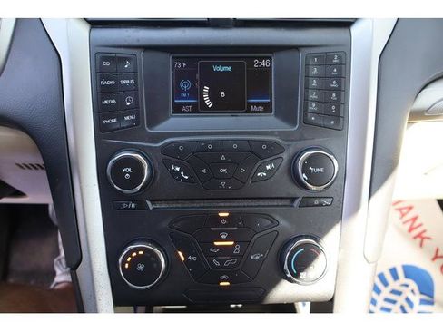 Used 2016 Ford Fusion SE image 12