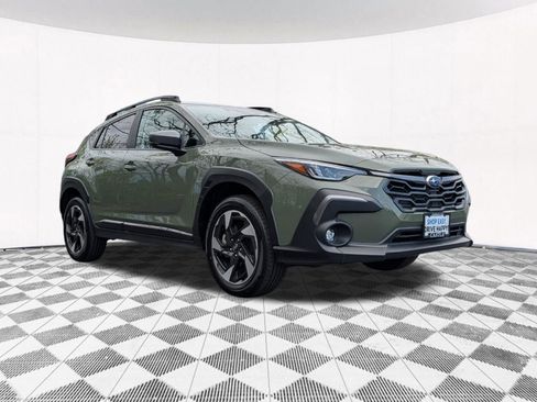 Used 2025 Subaru Crosstrek 2.5i Limited w/ Crosstrek Mirror Package AWD/4WD image 12