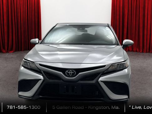 Certified 2022 Toyota Camry SE w/ Cold Weather Package AWD/4WD image 2