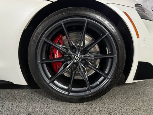 Used 2023 Toyota Supra RWD image 5