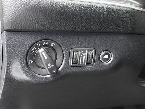 Used 2018 Dodge Challenger R/T image 16