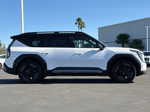 New 2026 Kia EV9 GT-Line image 2