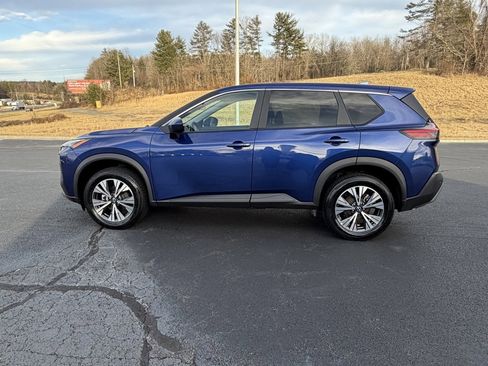 Used 2023 Nissan Rogue SV image 26