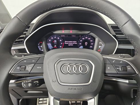 Certified 2025 Audi Q3 2.0T Premium Plus w/ Premium Plus Package AWD/4WD image 26