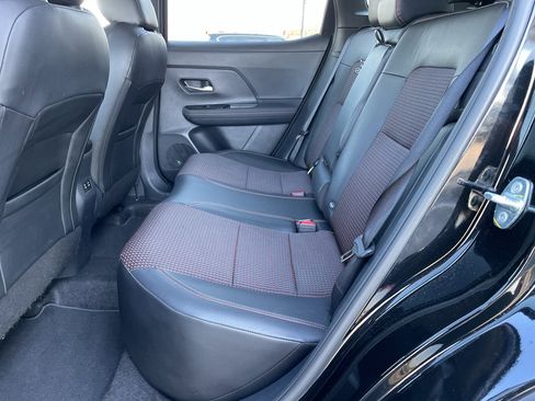 Certified 2025 Nissan Kicks SR image 19