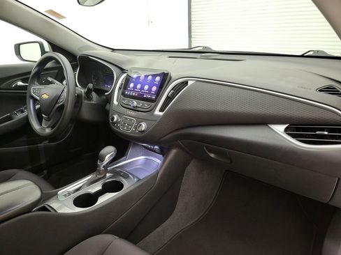 Used 2023 Chevrolet Malibu LT image 33