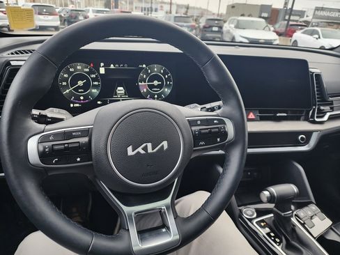 Certified 2025 Kia Sportage X-Pro image 20