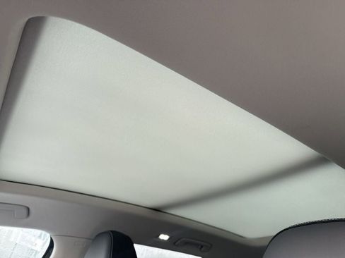New 2026 Volkswagen Tiguan SE AWD/4WD image 10