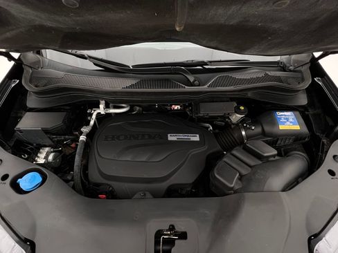 Used 2020 Honda Pilot Touring image 28