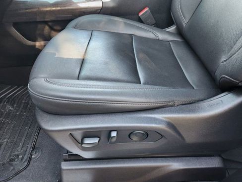 Used 2024 Chevrolet Silverado 1500 LTZ image 25