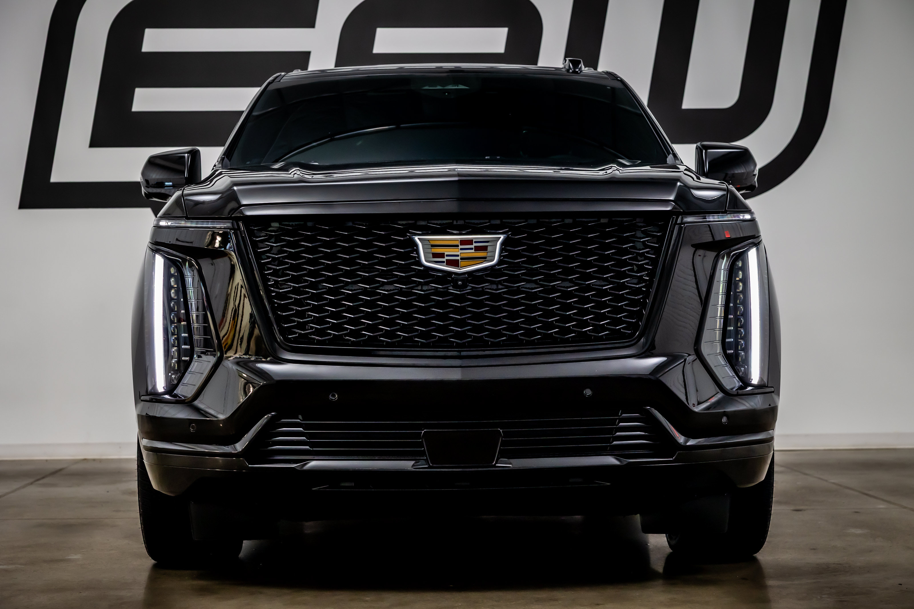 Used 2025 Cadillac Escalade Sport w/ Touring Package AWD/4WD image 4