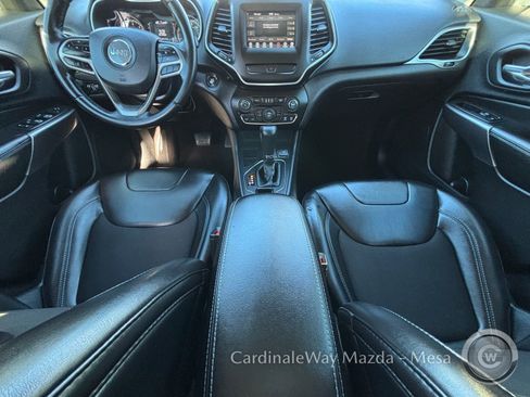 Used 2019 Jeep Cherokee Latitude Plus image 16