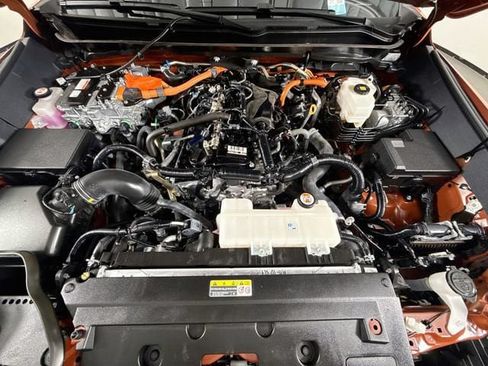 Certified 2025 Toyota Tacoma TRD Off-Road w/ TRD Off Road Upgrade Package AWD/4WD image 30