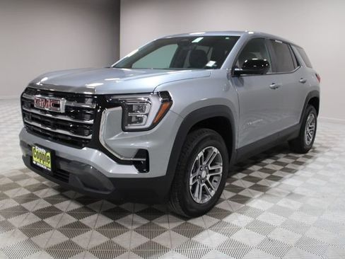 Used 2026 GMC Terrain Elevation w/ Technology Package II FWD image 7