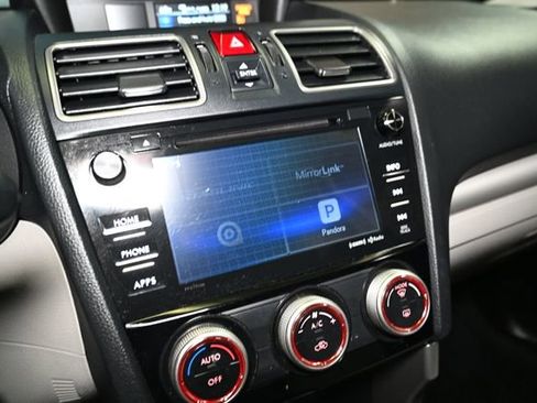 Used 2018 Subaru Forester 2.5i Premium image 34