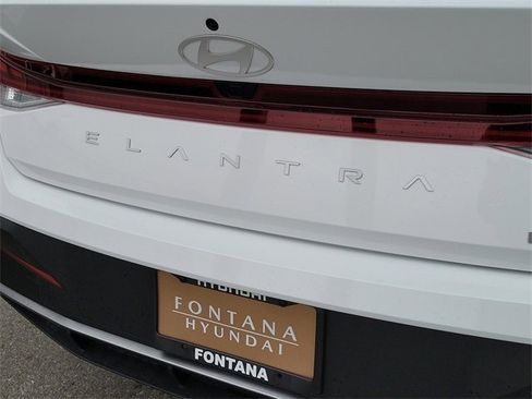 New 2026 Hyundai Elantra Blue image 20