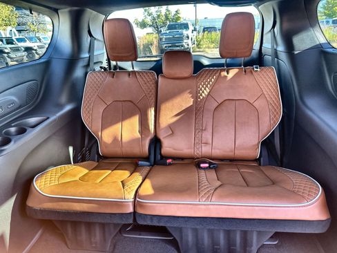 New 2026 Chrysler Pacifica Pinnacle FWD image 26
