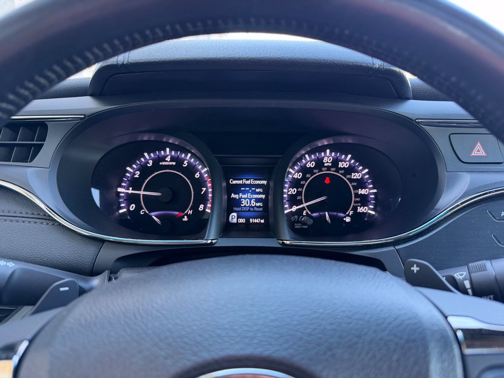 Used 2017 Toyota Avalon Touring FWD image 10