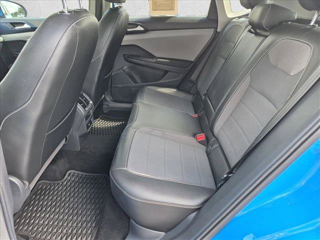 Used 2023 Volkswagen Taos SE FWD image 17
