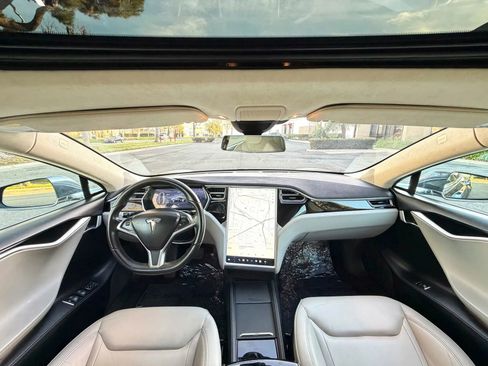 Used 2015 Tesla Model S 85 image 12