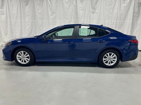 Used 2026 Toyota Camry LE FWD image 4