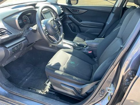 Used 2018 Subaru Impreza 2.0i Premium AWD/4WD image 2