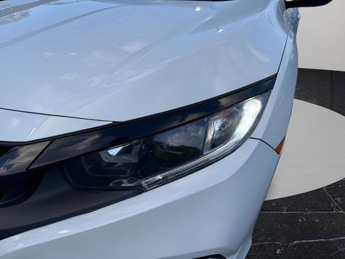 Used 2020 Honda Civic LX image 7
