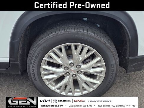 Used 2024 GMC Acadia Elevation image 10
