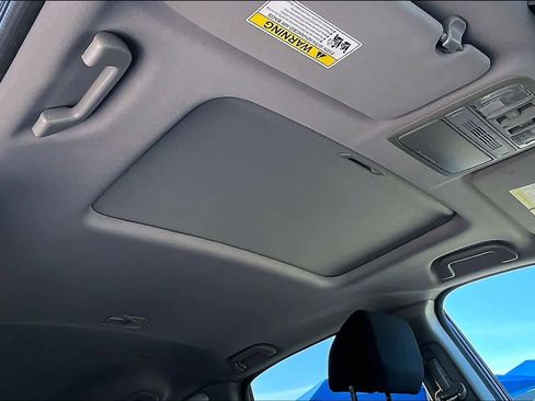 Used 2018 Honda CR-V EX image 10