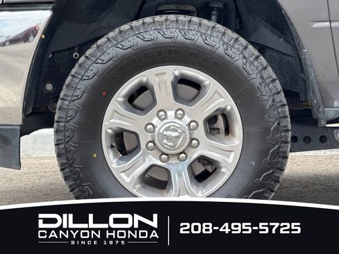 Used 2024 RAM 2500 Big Horn AWD/4WD image 25