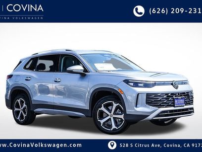 New 2025 Volkswagen Tiguan SE