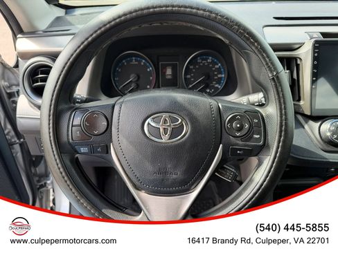 Used 2017 Toyota RAV4 LE AWD/4WD image 16