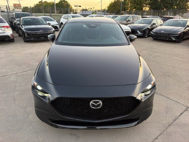 Used 2025 MAZDA MAZDA3 s Sport FWD image 3