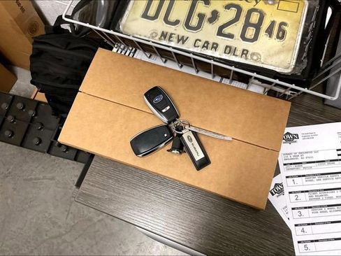 Used 2023 Subaru Forester Limited image 11