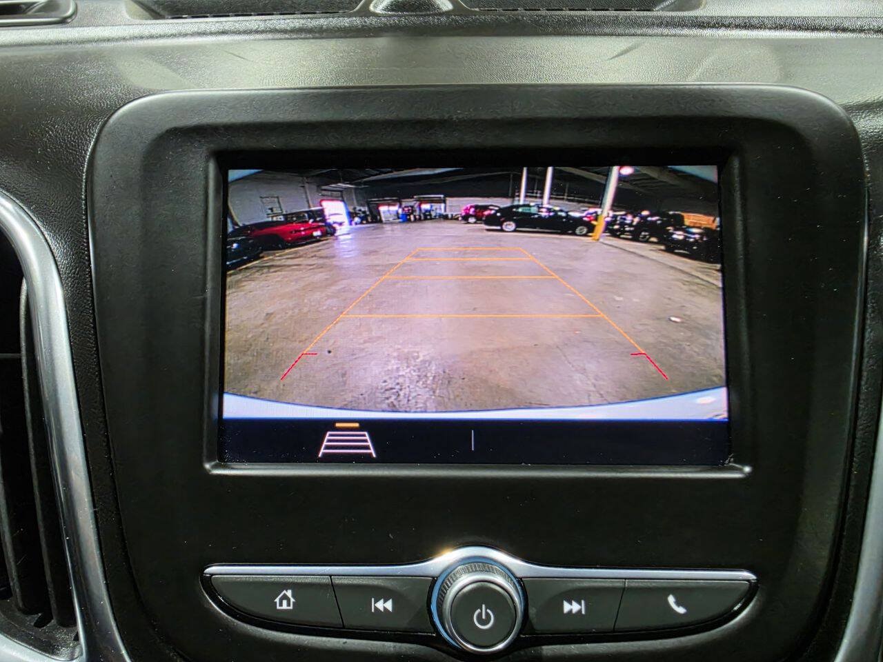 Used 2020 Chevrolet Equinox LT AWD/4WD image 38
