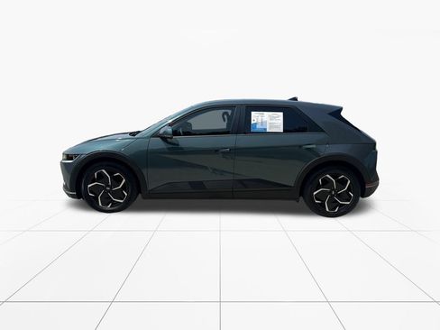 Used 2024 Hyundai Ioniq 5 SE RWD image 4