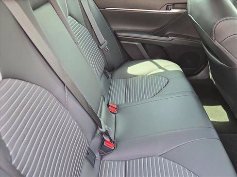 Used 2024 Toyota Camry SE FWD image 18