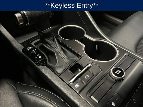 Used 2023 Kia K5 GT-Line image 12