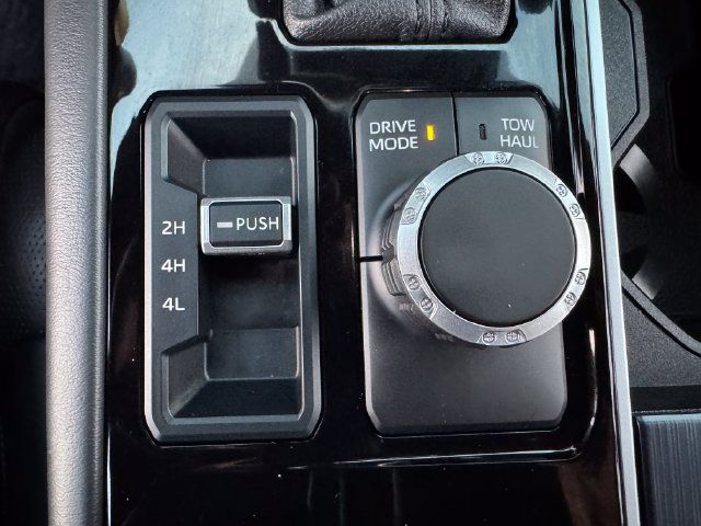 Used 2025 Toyota Tundra Platinum AWD/4WD image 31