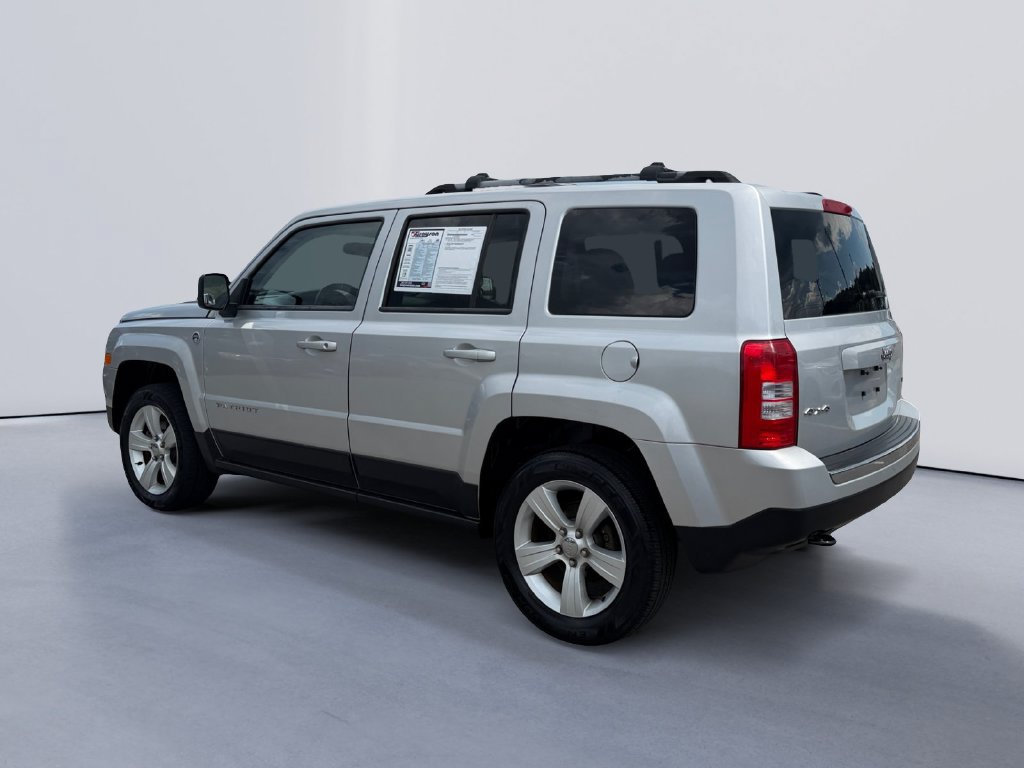 Used 2014 Jeep Patriot Limited w/ Sun/Sound Group AWD/4WD image 5