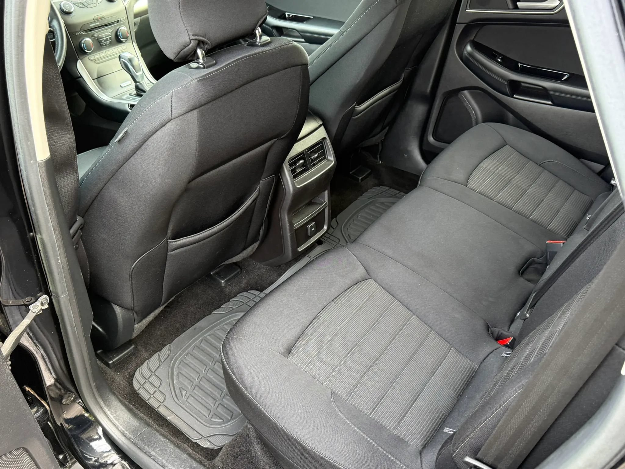 Used 2017 Ford Edge SEL w/ Cargo Accessory Package AWD/4WD image 22