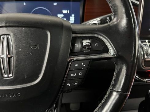 Used 2018 Lincoln Navigator L Reserve AWD/4WD image 30