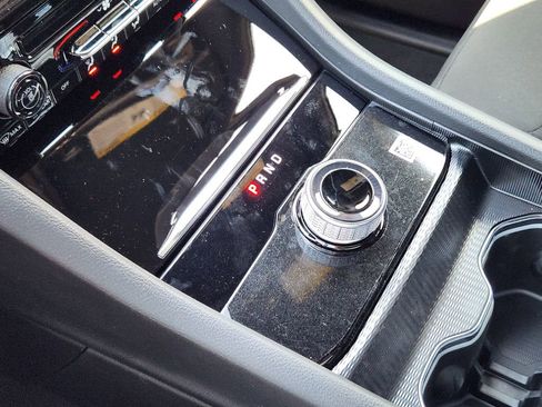 New 2026 Jeep Grand Cherokee Laredo image 15